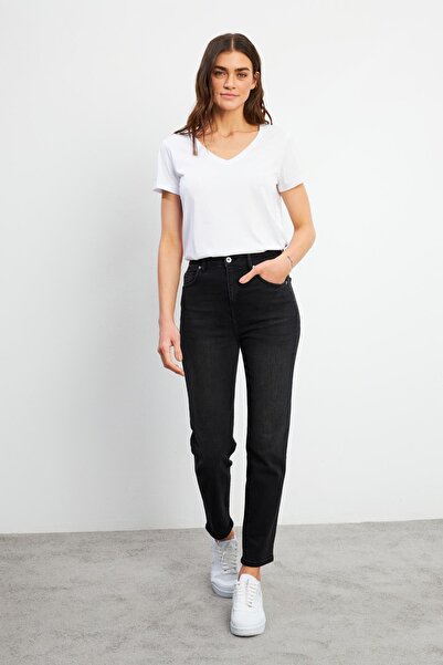 VENA Maria Black Slim Mom Jean Pants-Black