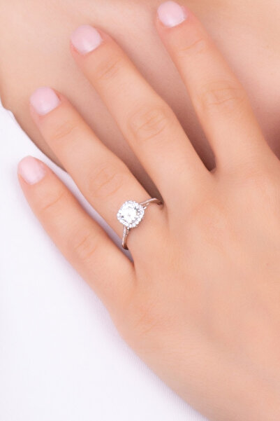 So CHIC... Mozanit Şöleni 18 Ayar Beyaz Altın Kaplama Ayarlanabilir Gümüş Yüzük