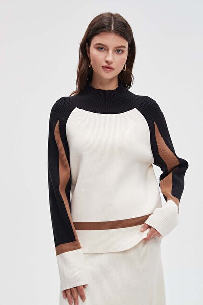 Livia Multicolored High-Neck Top