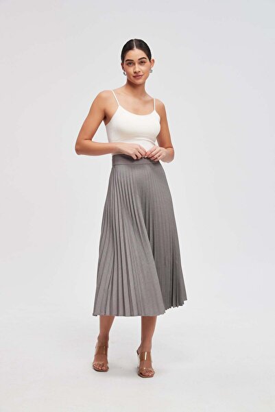 Livia تنورة ميدي مطوية سادة