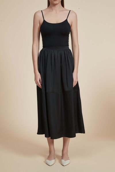 Yola Solid Ruffled Midi Skirt