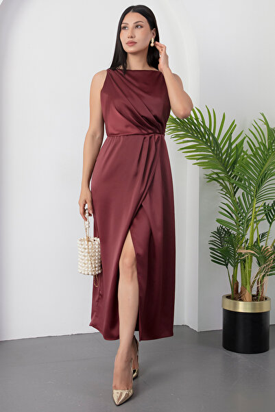 PULLIMM Kare Yaka Beli Büzgülü Yırtmaçlı Elbise YZC25Y223