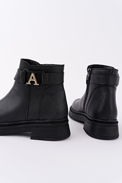 MUGGO VENTOZA Kemer ve Toka Detaylı Fermuarlı Kadın Bot