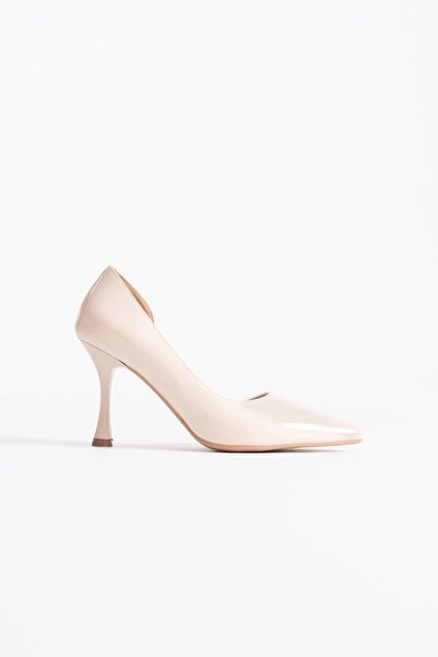 EMOYRA Angela Women's Beige Patent Leather Heeled Shoes