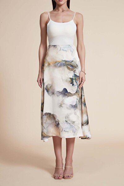 Yola تنورة ميدي بطبعة جرافيكية