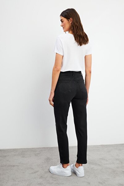 VENA Maria Black Slim Mom Jean Pants-Black