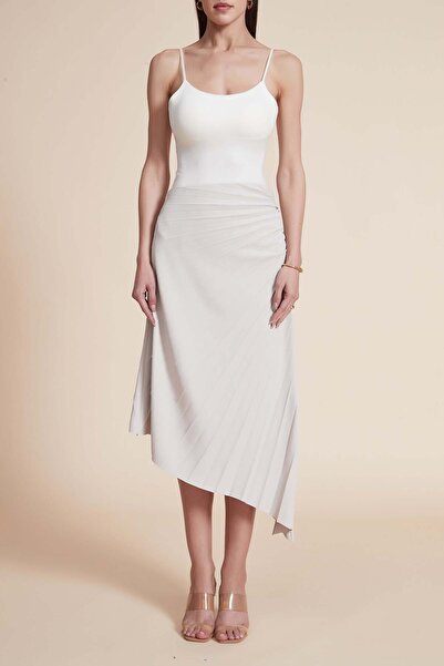 Yola Solid Pleated Midi Skirt