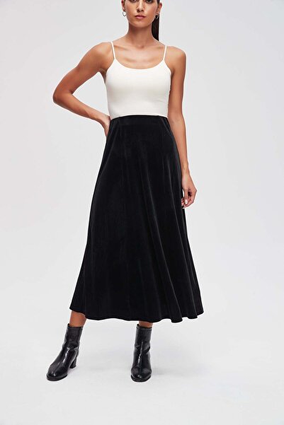 Livia تنورة ميدي سادة مكشكشة