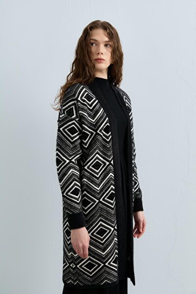 Nihan Desenli Triko Hırka Siyah