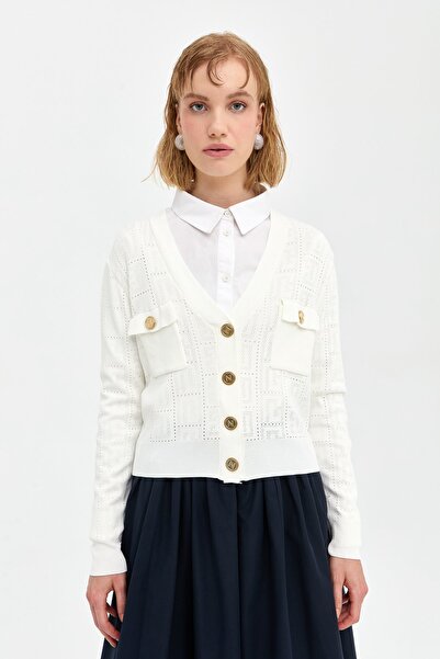 Nihan Ajurlu V Yaka Cepleri Düğmeli Kısa Triko Hırka Ekru