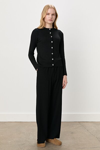 Nihan Saç Örgülü Kısa Hırka Siyah