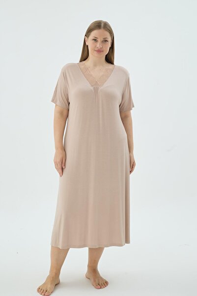 Sevim Women's Plus Size V-Neck Lace Detailed Short Sleeve Beige Nightgown C8T5N371