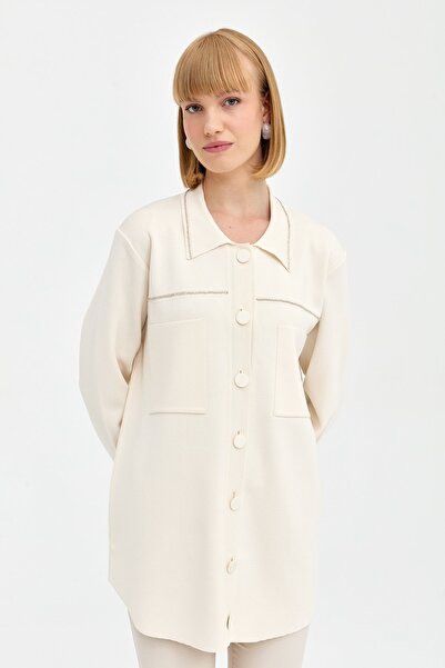 Nihan Cep Detaylı Polo Yakalı Hırka Ekru