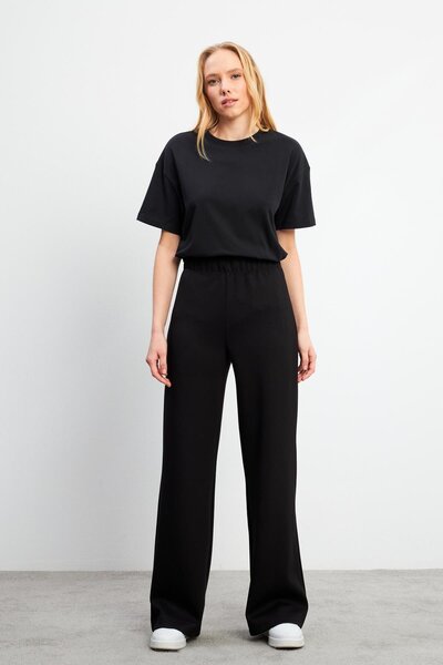 VENA Women's Jovie Soft Textured High Waist Wide Leg Pants (Cupro) - Black