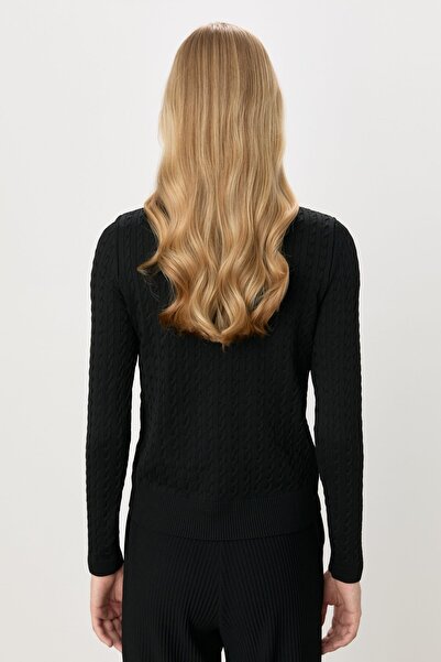 Nihan Saç Örgülü Kısa Hırka Siyah