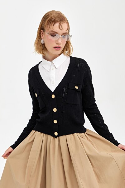 Nihan Ajurlu V Yaka Cepleri Düğmeli Kısa Triko Hırka Siyah