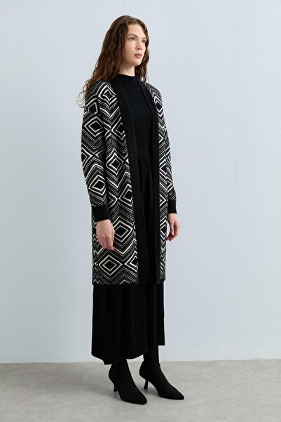 Nihan Desenli Triko Hırka Siyah