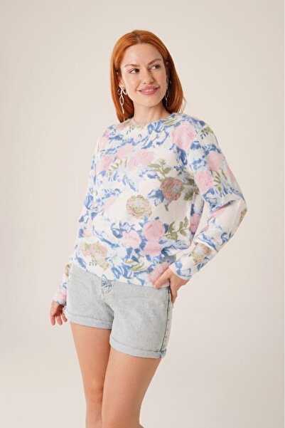 Leila Retro Çiçek Desenli Yumoş Kazak