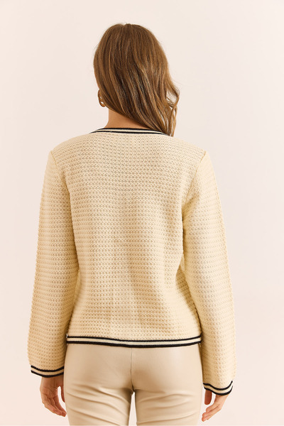 Olalook Women's Ecru V-Neck Stripe Detailed Textured Knitwear Cardigan Hrk-19000397