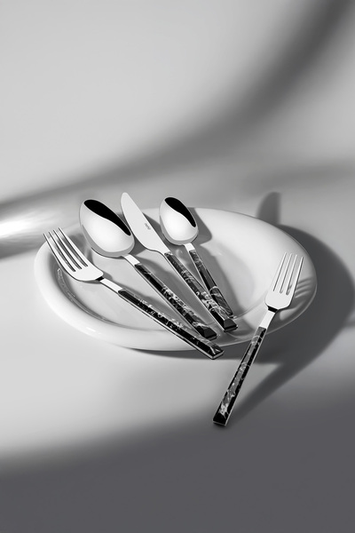 Nehir Tulip Black 6-Person Marble Patterned 30-Piece Boxed Cutlery Set