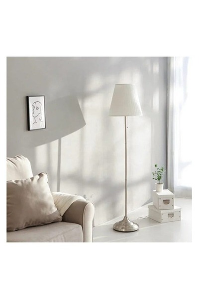 Primo Plus White/Silver Floor Lamp