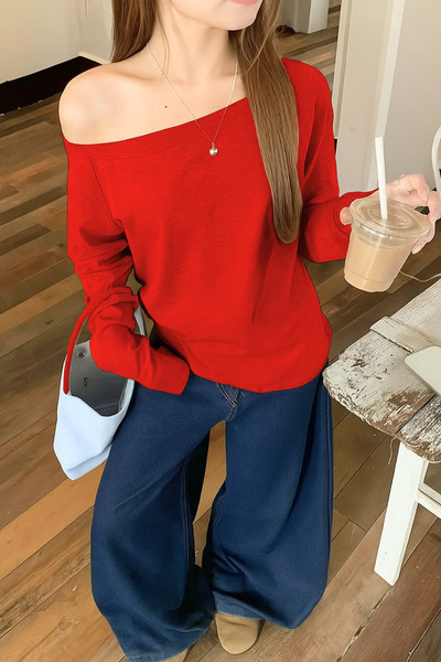 COOL TARZ Red Women's Off-Shoulder Boat Neck Oversize Long Sleeve T-Shirt