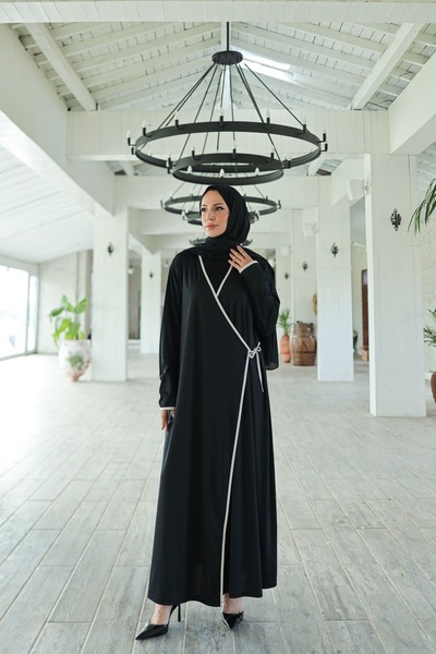ISTANBUL STYLES Stylish Prayer Dress Made of Jersey Fabric with Black Double-Breasted Collar and Piping Details.