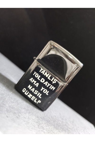 enyatakı Yanlış yoldayım ama yol nasıl güzel yazılı benzinli metal tarz çakmak