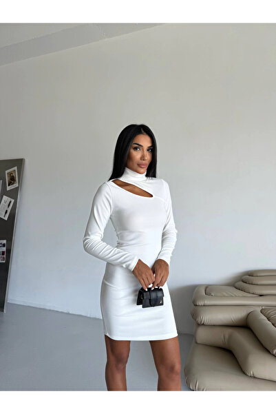 Zerenyus High-Necked, Low-Cut Dress in White