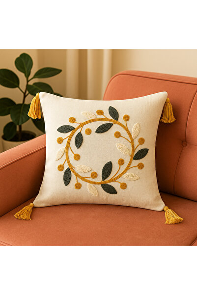 Serenova غطاء وسادة مطرز من سيلوفا بلون كريمي