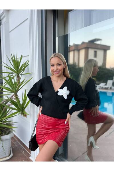 For Angels Double-Breasted Sweater with Rose Accessories