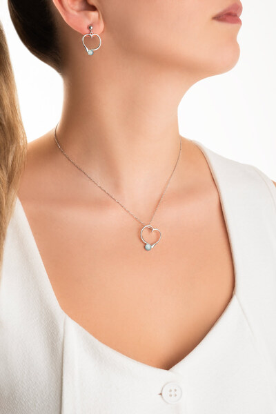 So CHIC... Kalsedon Kalbi 18 Ayar Beyaz Altın Kaplama Gümüş Küpe