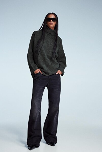 Bershka Oversized turtleneck sweater