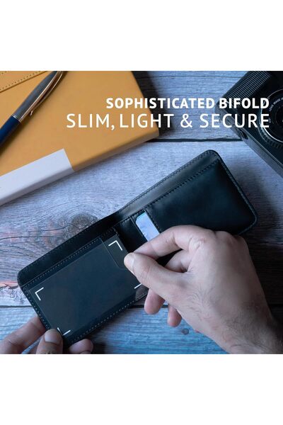 Vaultskin MANHATTAN ID Thin Leather Wallet with RFID Blocking and ID Window