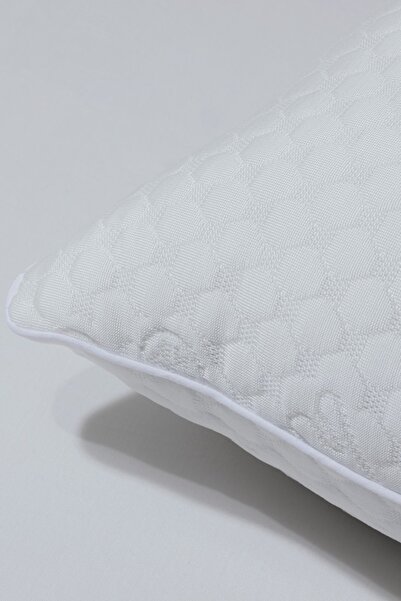 Madame Coco Новий сезон Antony Cool Подушка - Біла - 50x70 см - БІЛА