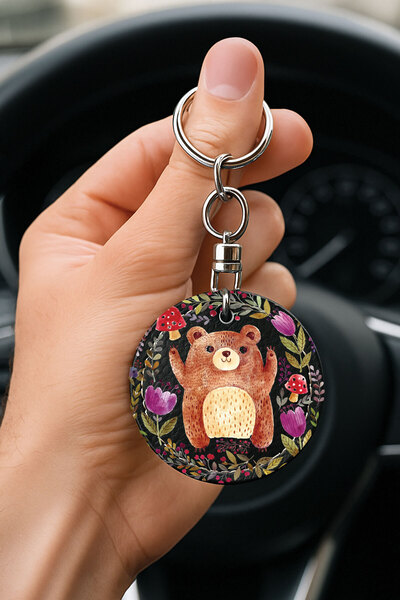 Cekuonline ميدالية مفاتيح سوداء مصنوعة يدويًا من الجلد المنقوش للسيارات / السيارات / الدراجات النارية بتصميم الدب البري