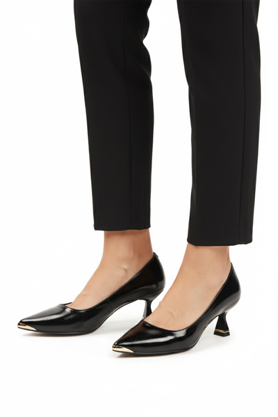 AYAKMOD Black Wrinkled Thin Short Heeled Women's Evening Dress Shoes 357171 Z