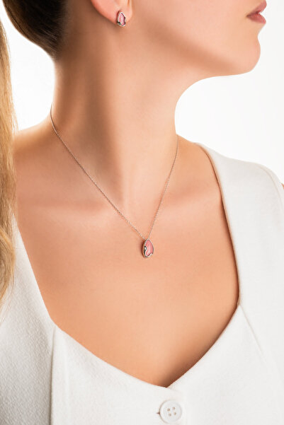 So CHIC... Kalsedon Esintisi 18 Ayar Beyaz Altın Kaplama Gümüş Küpe