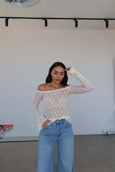 Özge Özgenç Διαφανής μπλούζα με δαντέλα