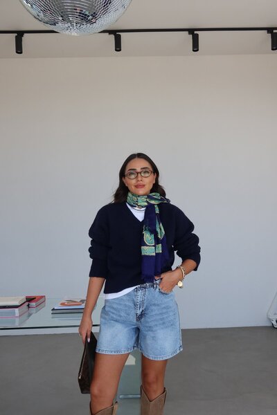 Özge Özgenç V-Neck Soft Textured Sweater