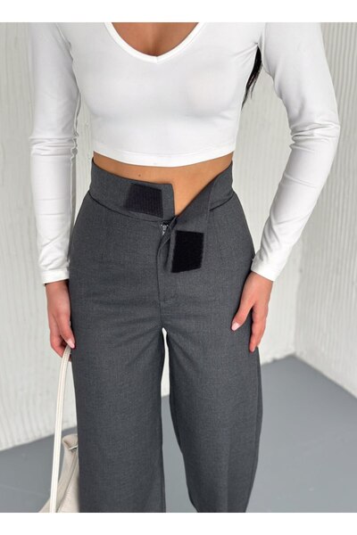 Gugus Women's Pocketless Woven Fabric Pants with Snap Buttons at the Waist, Loose Legs, Wide Leg Model