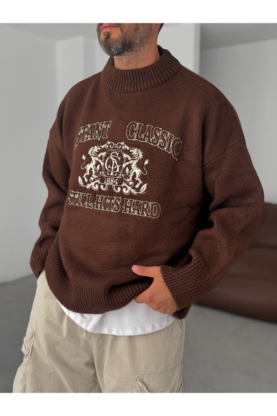 BYBASICMAN Kahve Instant Nakış Geniş Yaka Oversize Kazak G-18133