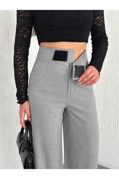 Gugus Women's Pocketless Woven Fabric Pants with Snap Buttons at the Waist, Loose Legs, Wide Leg Model