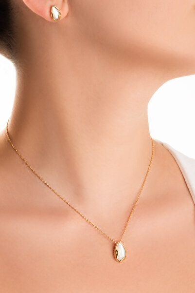 So CHIC... Esintisi 18 Ayar Sarı Altın Kaplama Gümüş Küpe