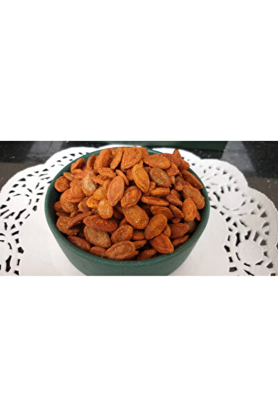 Fustuq & Hail بذور إيرانية محمصة