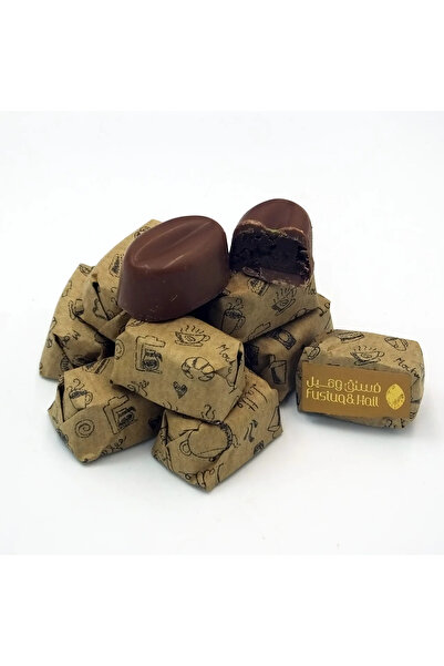 Fustuq & Hail شوكولاتة الحليب المقرمشة مع القهوة