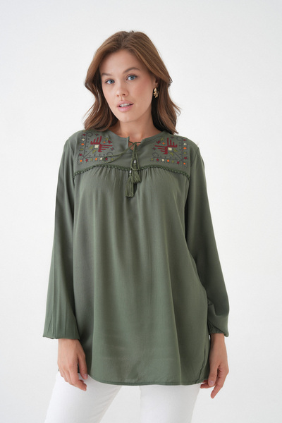 mermaya комір на зав'язках, вишивка з етампним візерунком, блузка з рюшами