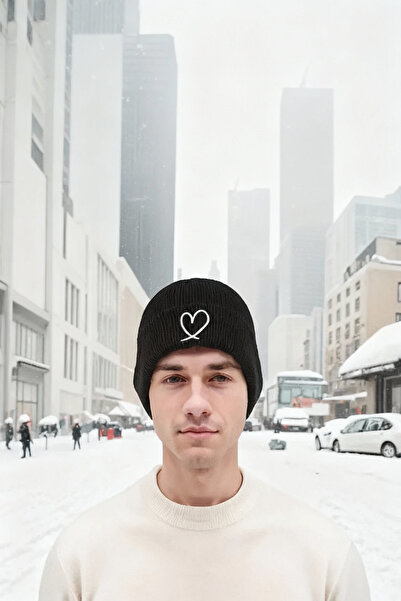 KISCHE Acrylic Heart Embroidered Trend Pinterest Black and White Set of 2 Beanies