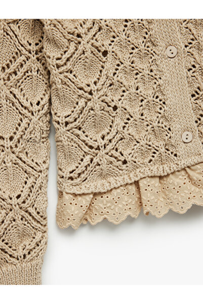 Koton Uzun Kollu Ajurlu Fırfırlı Düğmeli Bisiklet Yaka Triko Hırka