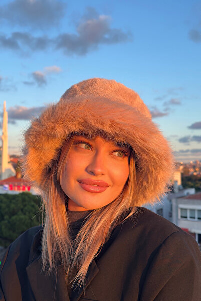 Mavelle Women's Camel Bucket Winter Hat |   Faux Fur Women's Hat